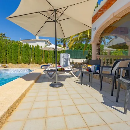 Mona - Plusholidays * Casas de Torrat