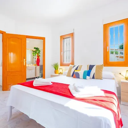 Mona - Plusholidays * Casas de Torrat