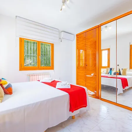 Mona - Plusholidays Villa